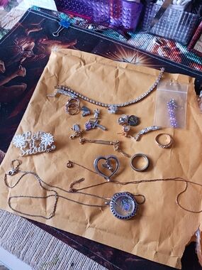 Mixed Metal Womens Pendant & Charm Jewelry Set in Silver and Rose Gold